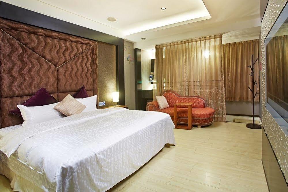 Prague Spring Boutique Motel Liujia Екстер'єр фото